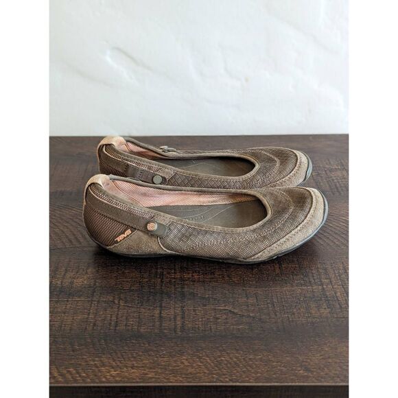 Teva Niyama Flat Adjustable Strap Mary Jane Shoes - Size 6 - Picture 1 of 7